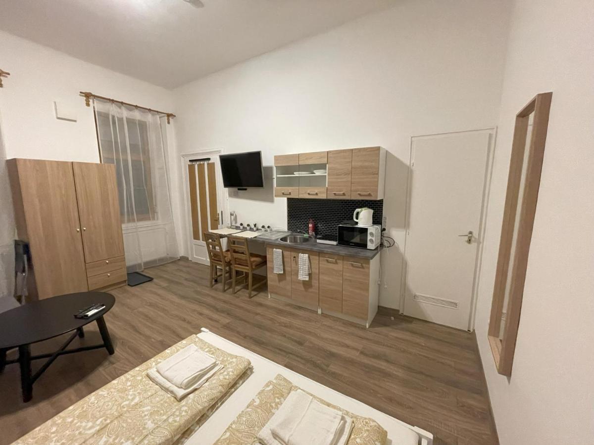 Mano Guesthouse Budapest Exteriör bild